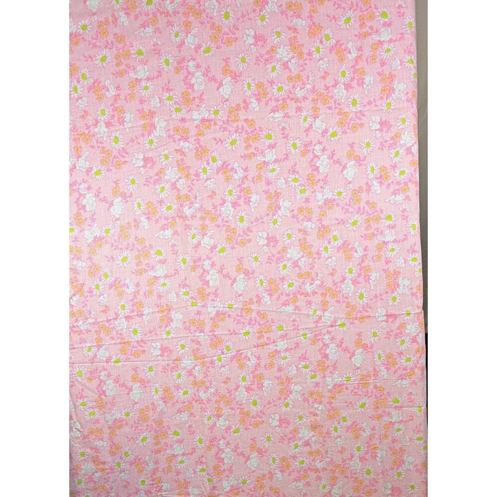 Vintage Pink Daisy Floral Fabric Remnant Cotton Blend Sewing Quilting Craft